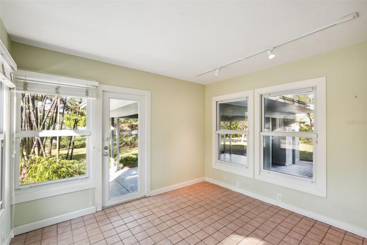 349 Scott Avenue, Sarasota, FL 34243 Photo