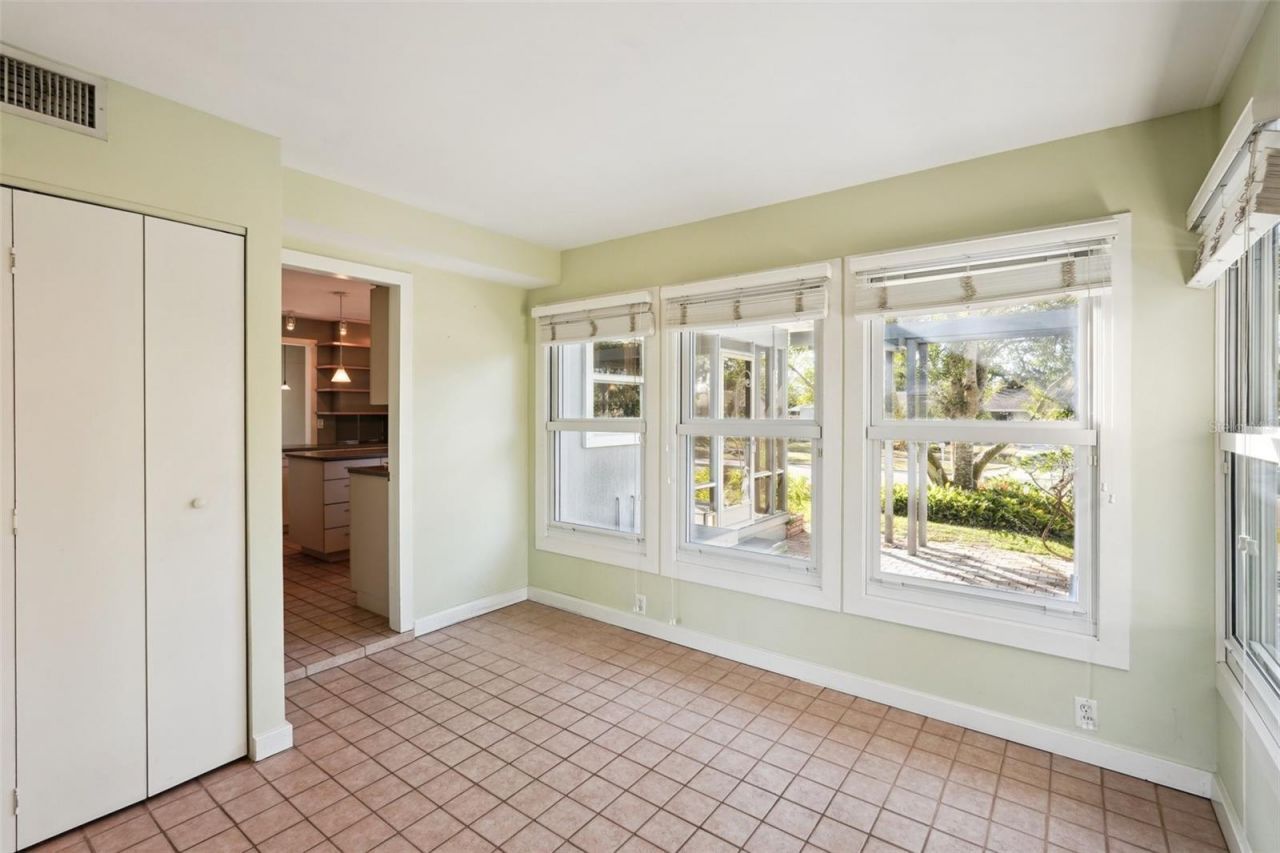 349 Scott Avenue, Sarasota, FL 34243 Photo