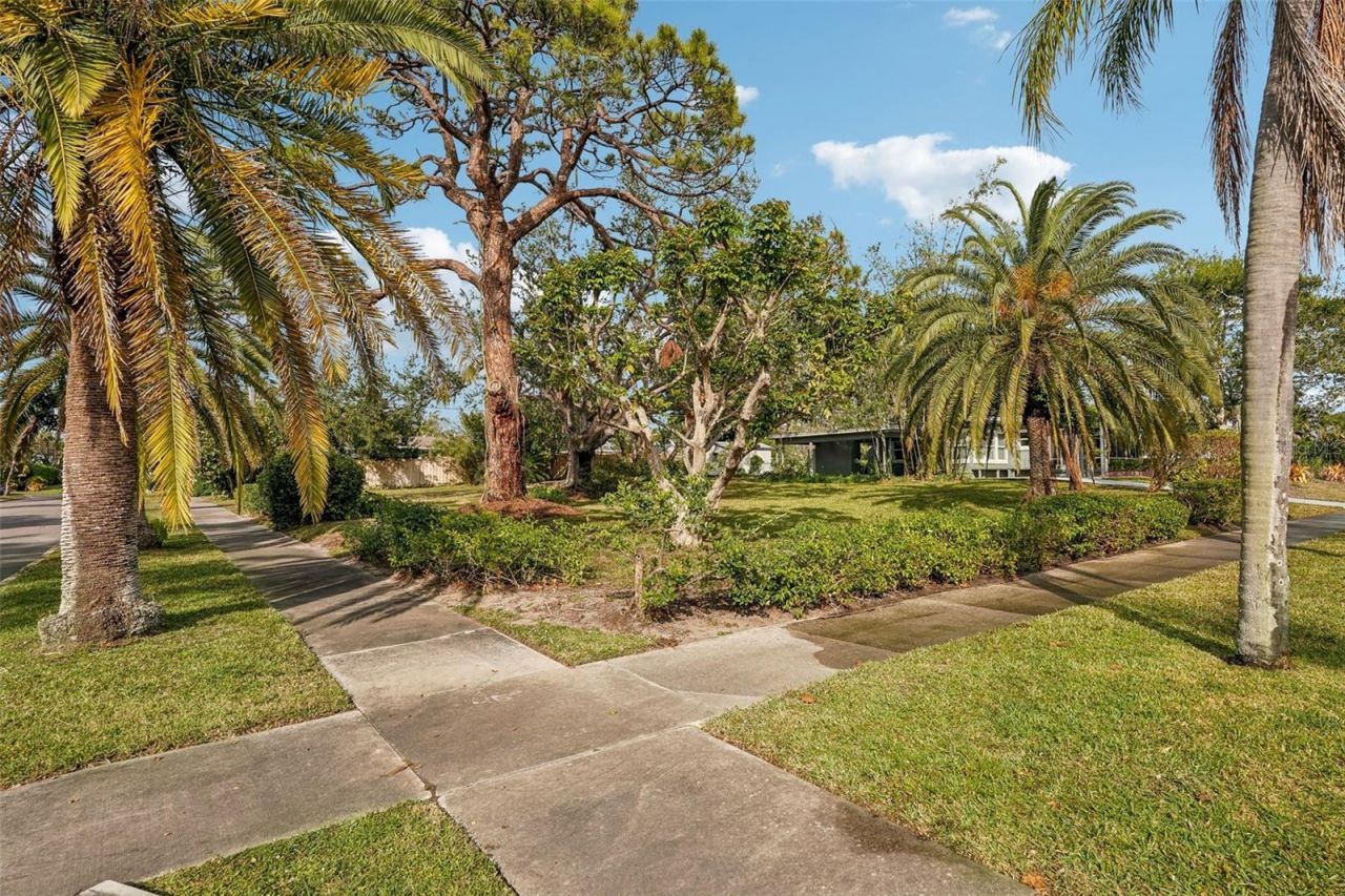 349 Scott Avenue, Sarasota, FL 34243 Photo