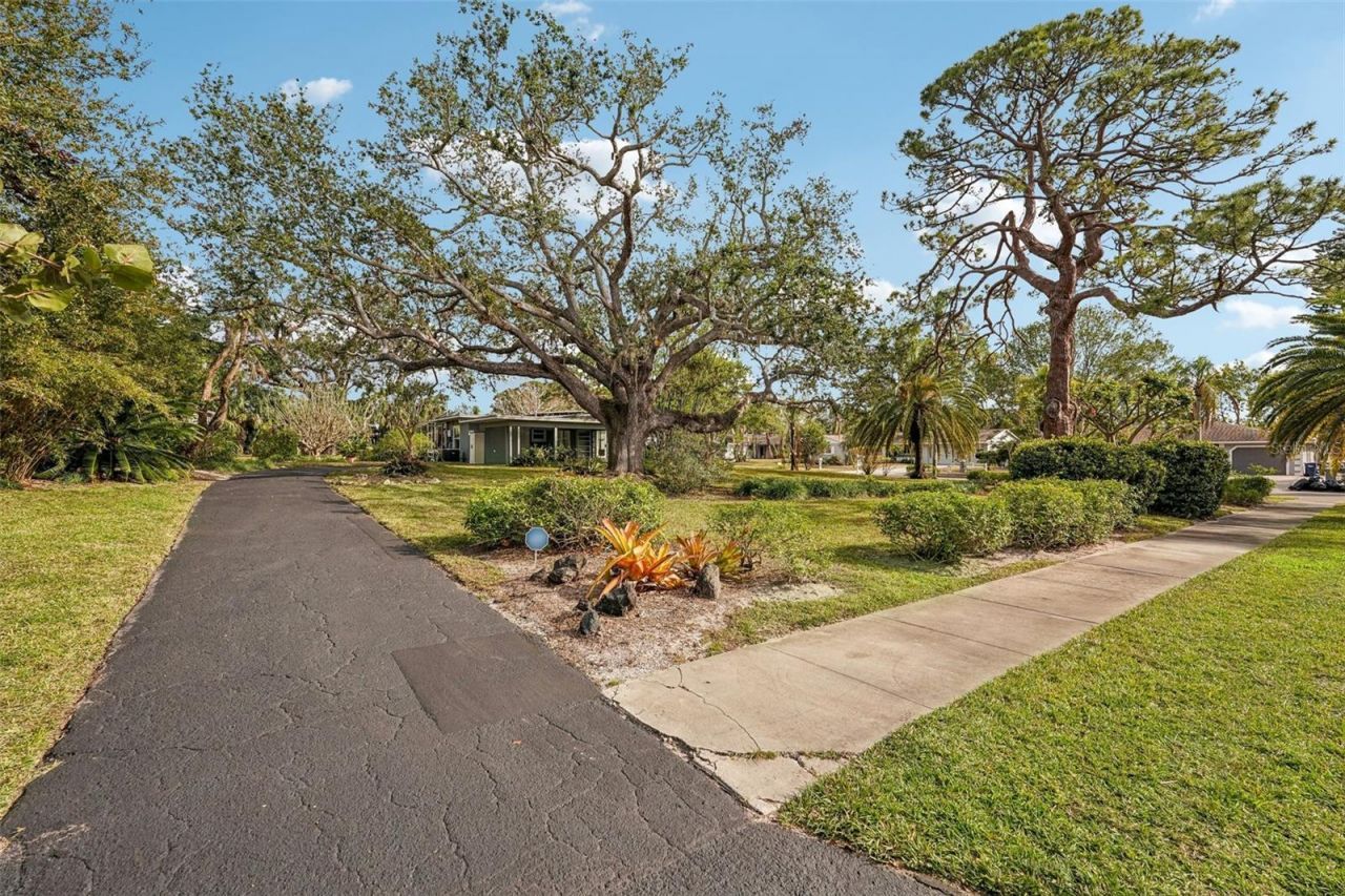 349 Scott Avenue, Sarasota, FL 34243 Photo