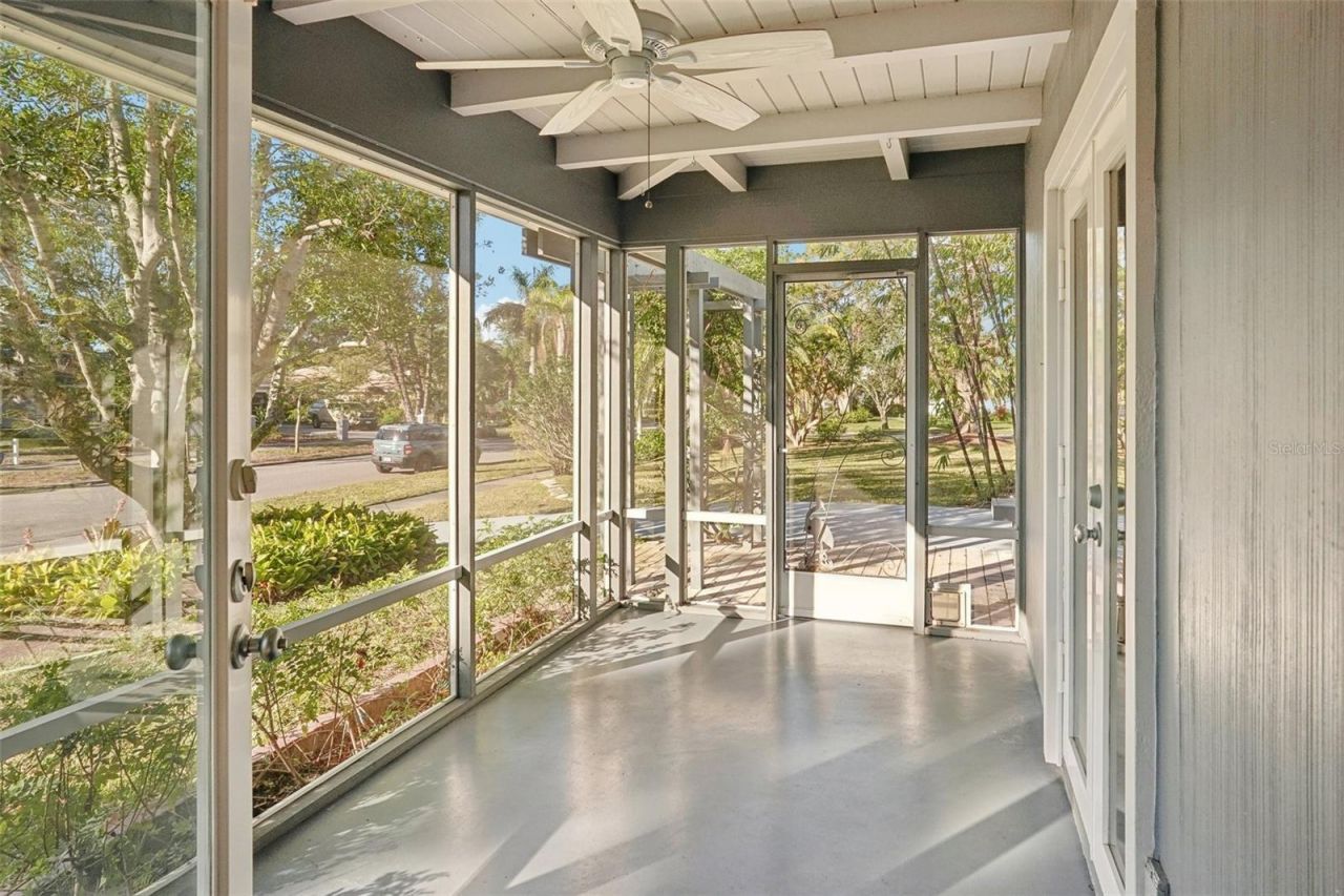 349 Scott Avenue, Sarasota, FL 34243 Photo