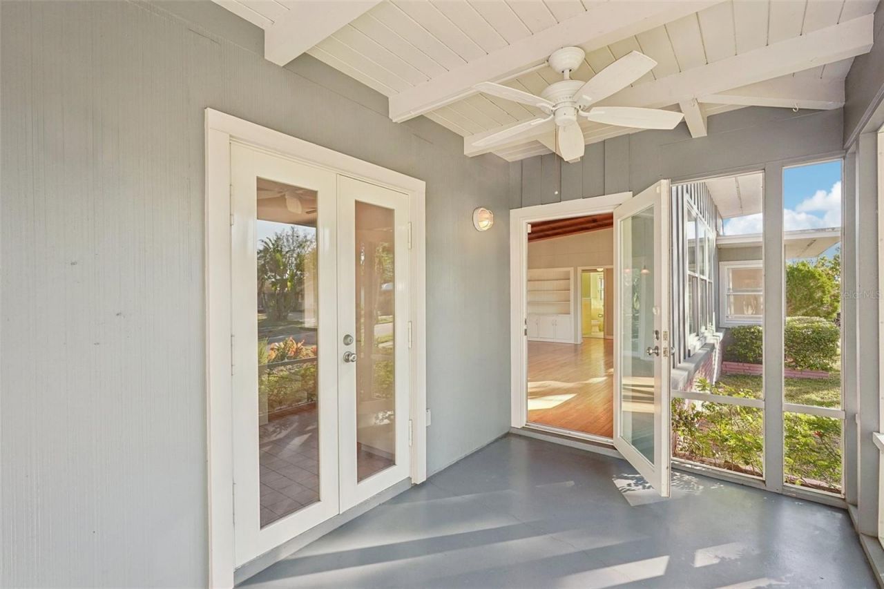 349 Scott Avenue, Sarasota, FL 34243 Photo