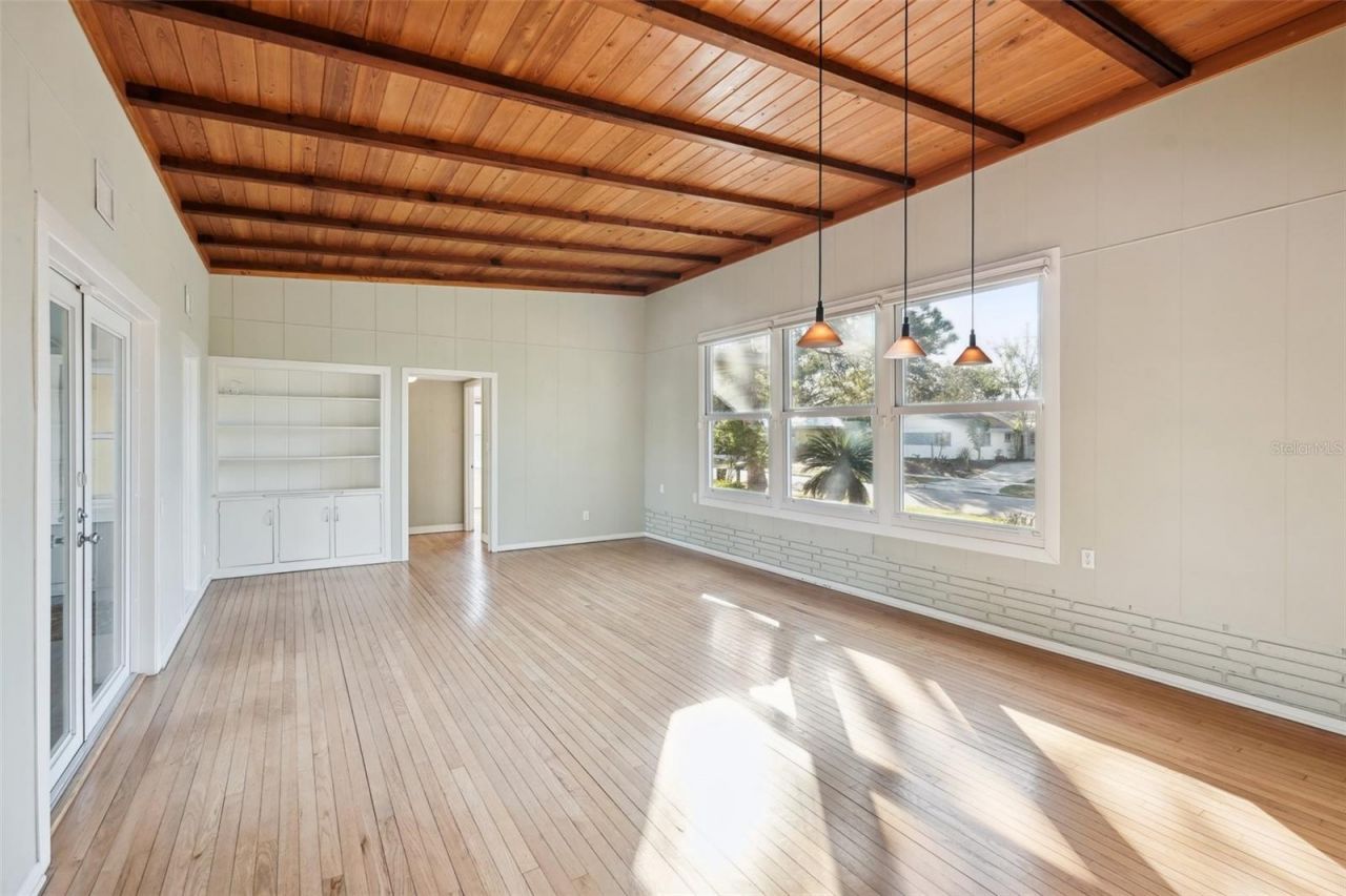 349 Scott Avenue, Sarasota, FL 34243 Photo