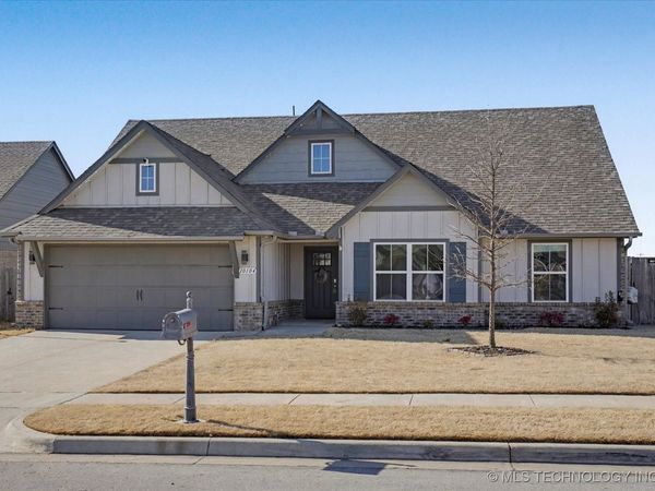 10104 S 233rd East Avenue, Broken Arrow, OK 74014