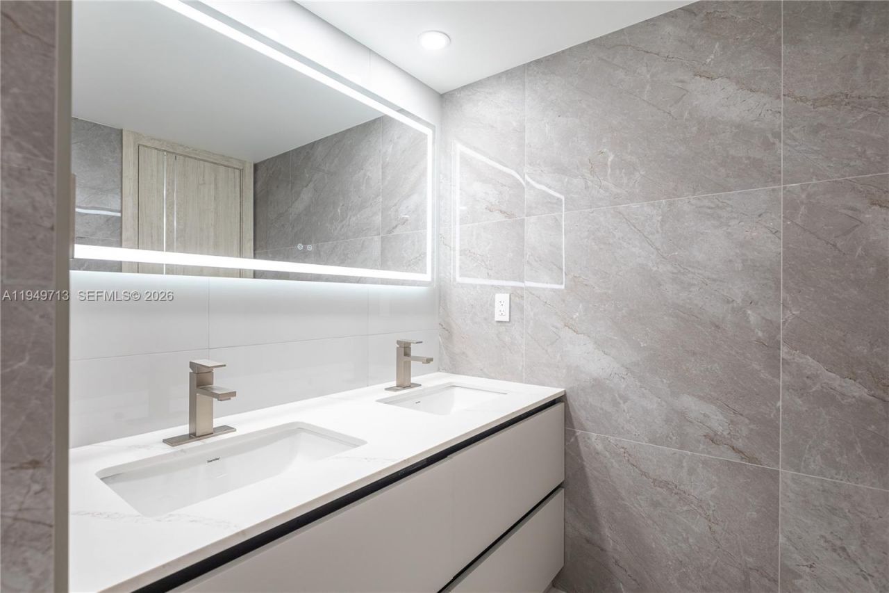 2401 S Ocean Dr , Unit PH-A4, Hollywood, FL 33019 Photo