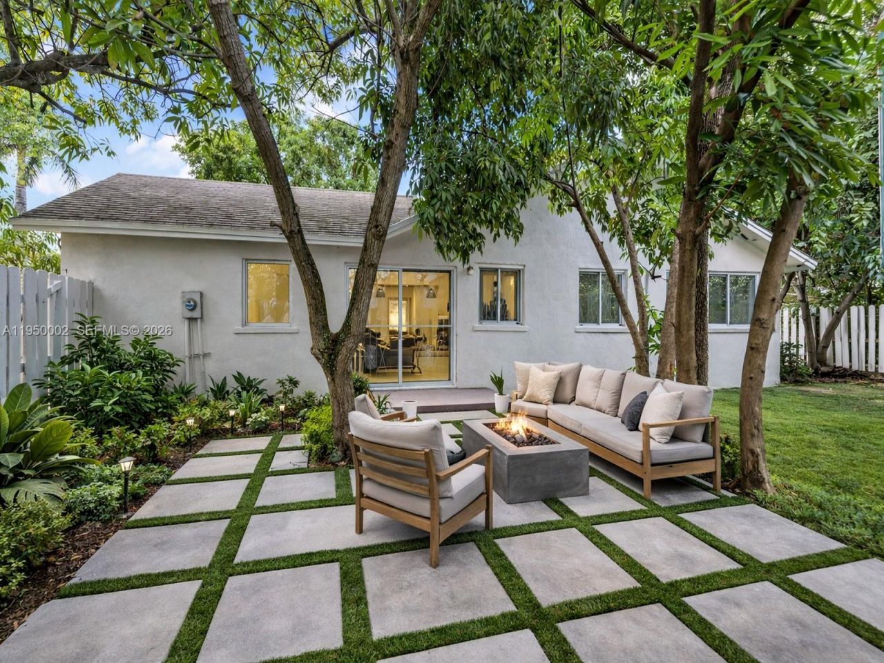 11075 SW 221st Ter, Miami, FL 33170 Photo