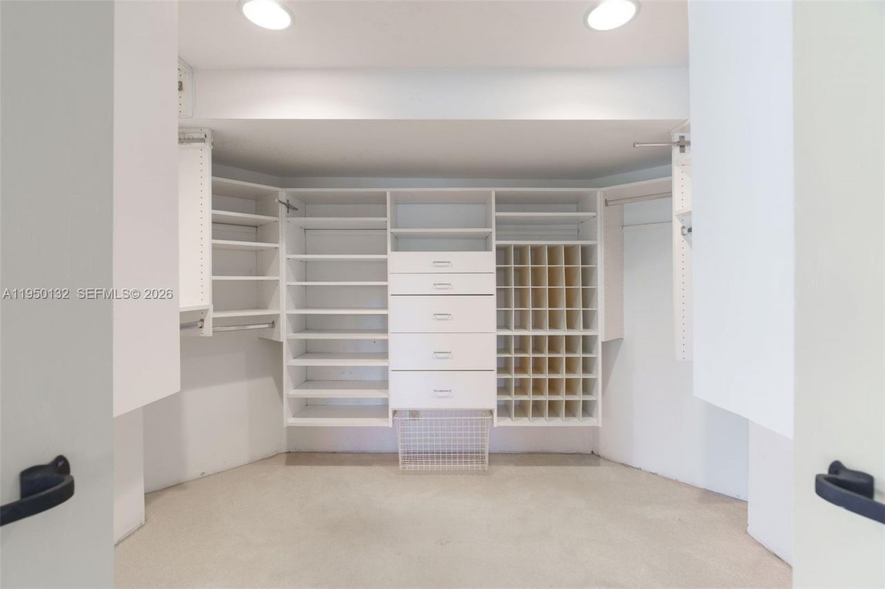 2130 NE 15th St, Fort Lauderdale, FL 33304 Photo