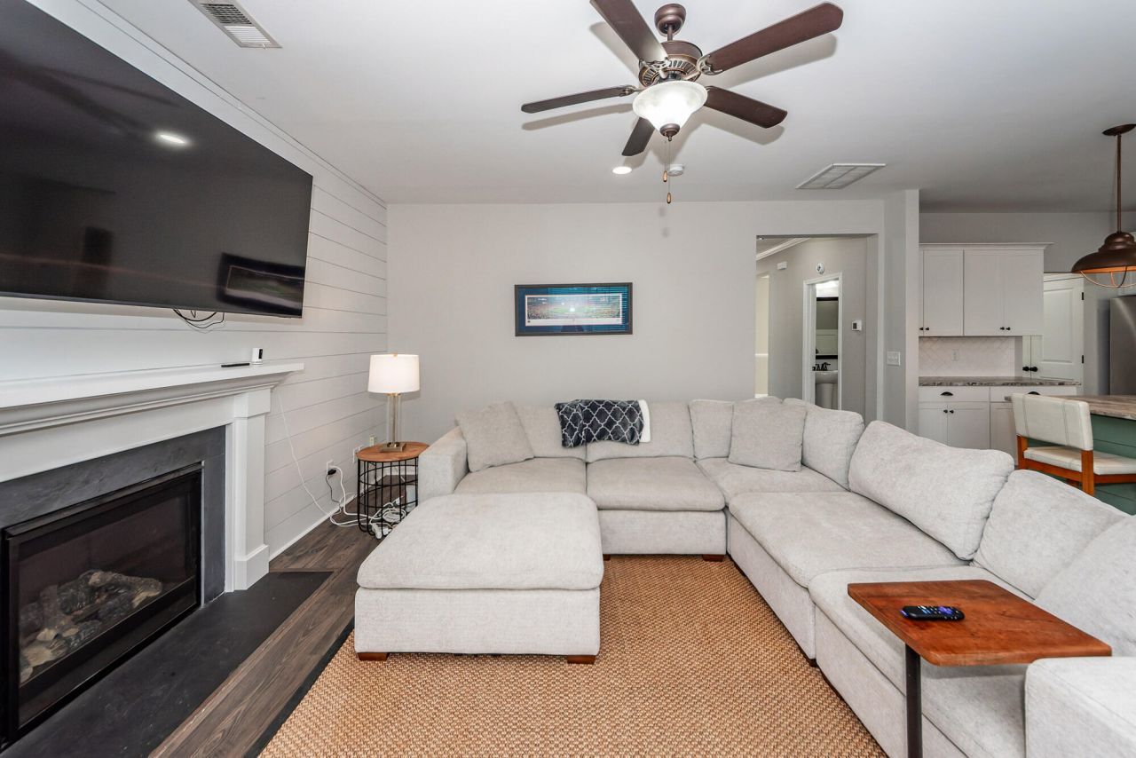 76 Crossandra Avenue Photo 17