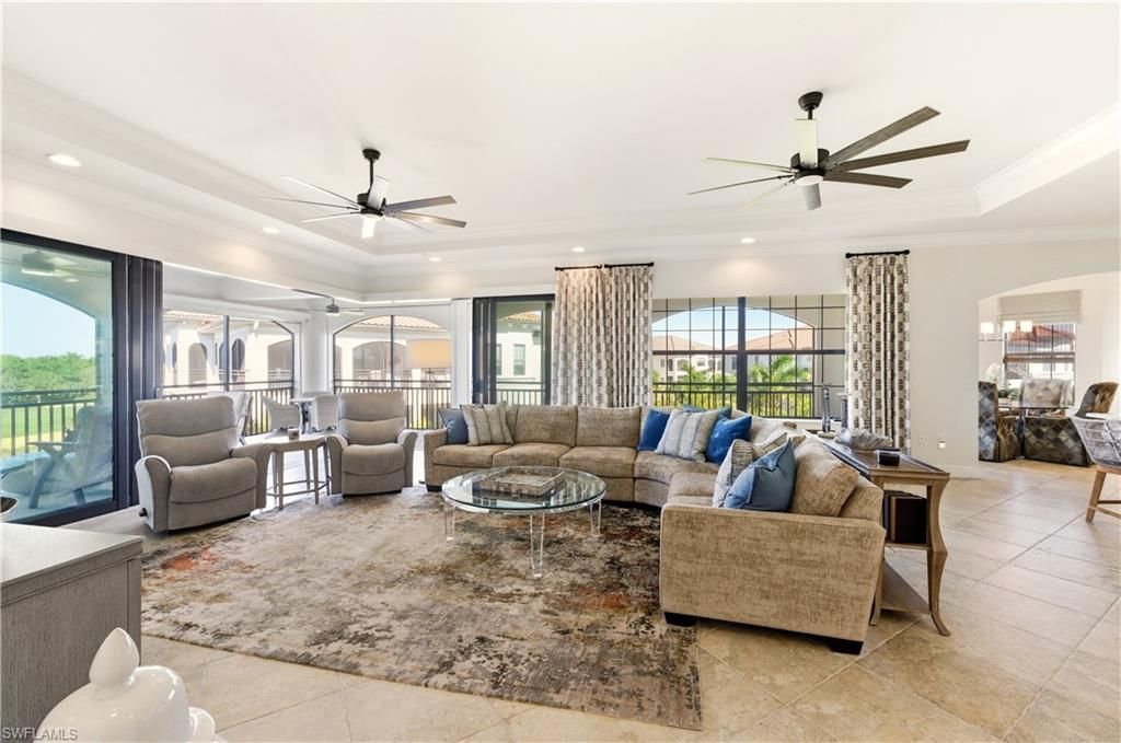 2555 Marquesa Royale Ln, Unit 1-302, Naples, FL 34109 Photo