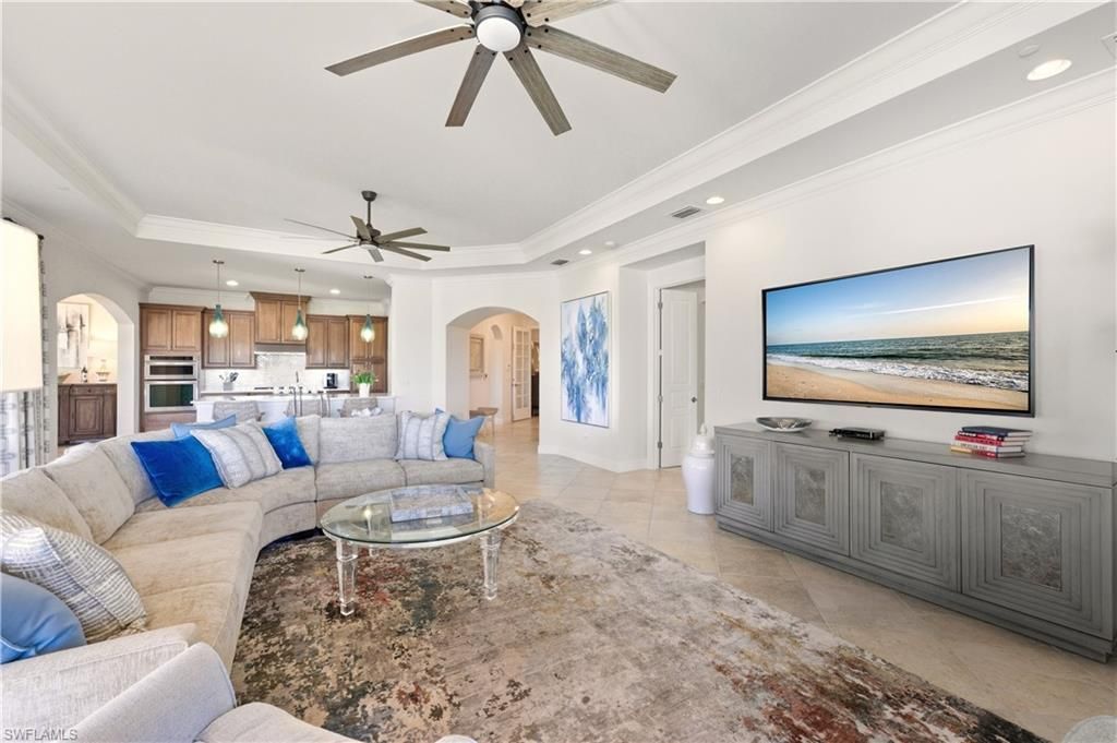 2555 Marquesa Royale Ln, Unit 1-302, Naples, FL 34109 Photo