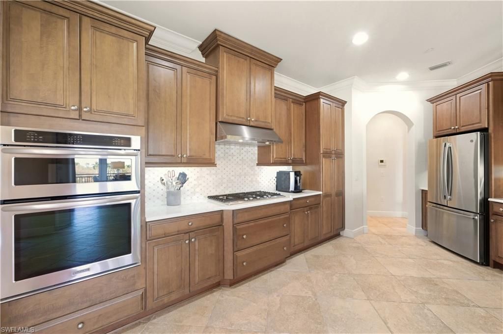 2555 Marquesa Royale Ln, Unit 1-302, Naples, FL 34109 Photo
