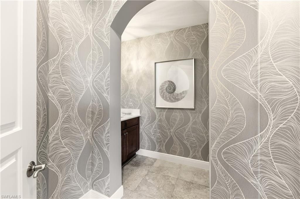 2555 Marquesa Royale Ln, Unit 1-302, Naples, FL 34109 Photo