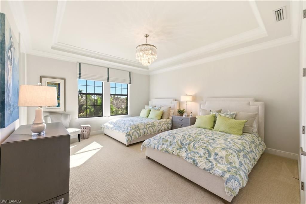 2555 Marquesa Royale Ln, Unit 1-302, Naples, FL 34109 Photo