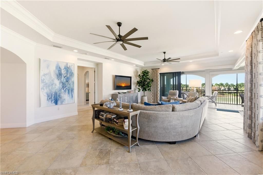 2555 Marquesa Royale Ln, Unit 1-302, Naples, FL 34109 Photo