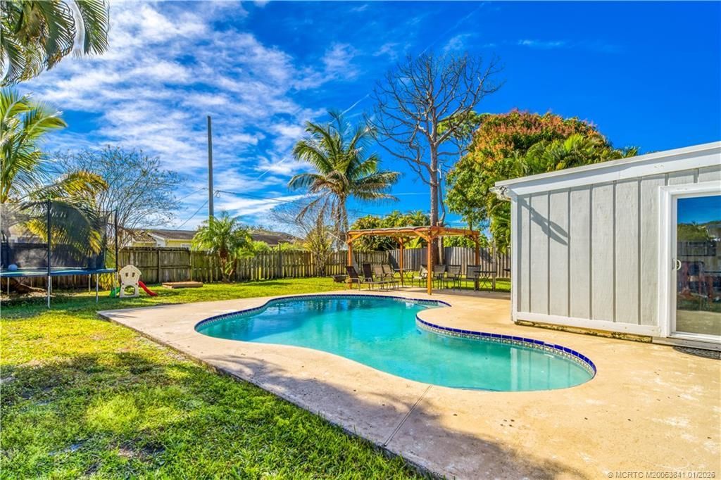 656 SE Ron Rico Terrace, Port Saint Lucie, FL 34983 Photo