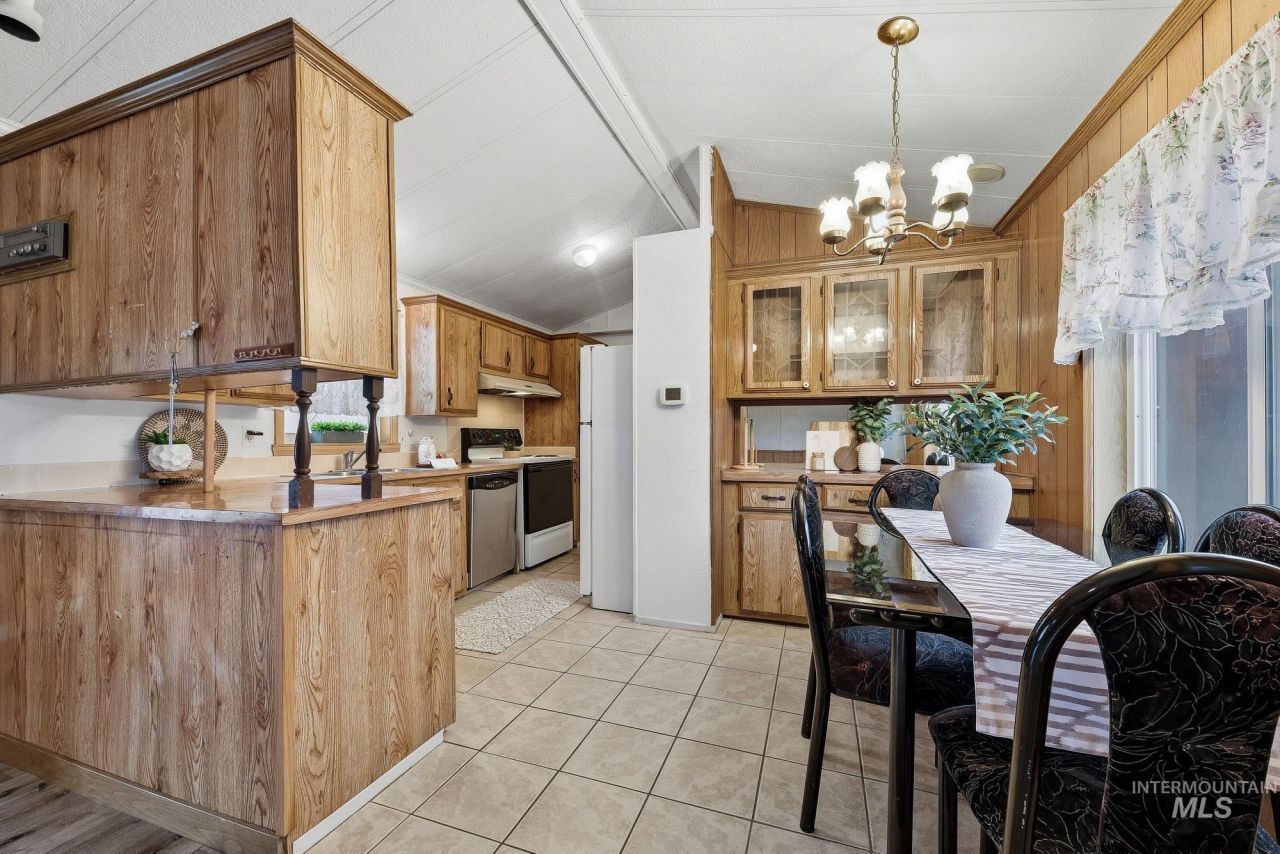 5200 Midway, Unit Trir 20, Caldwell, ID 83607 Main Photo