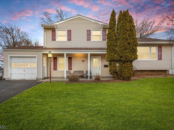 19 Lonsdale Dr, South Plainfield, NJ 07080