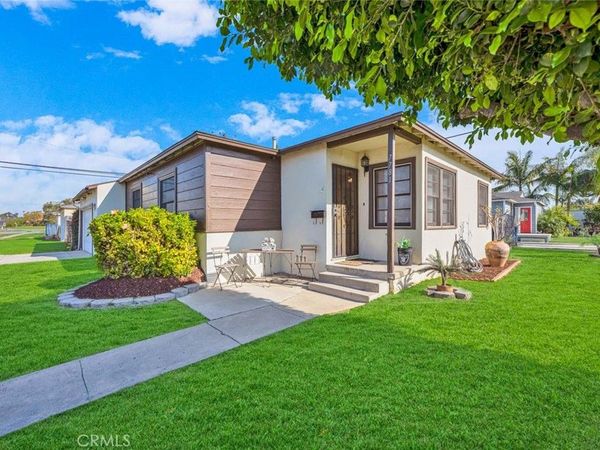 7781 Ledon Way, Midway City, CA 92655