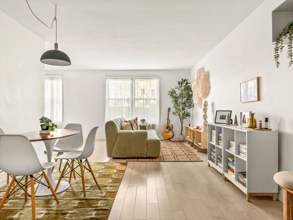 651 VANDERBILT Street , Unit 2R, Brooklyn, NY 11218