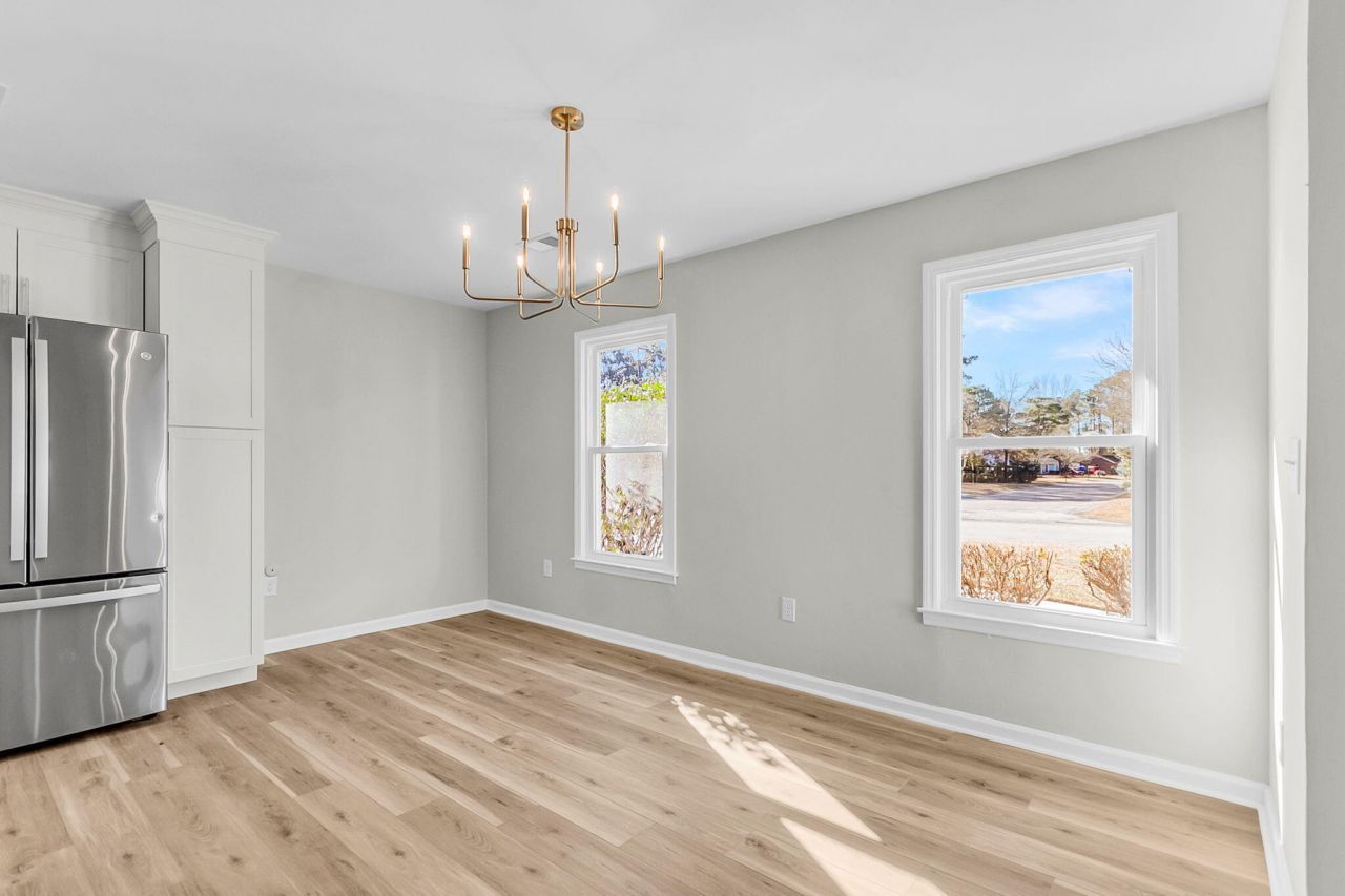 225 Longleaf Road Photo 12