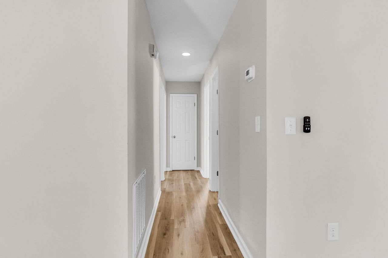 225 Longleaf Road Photo 14