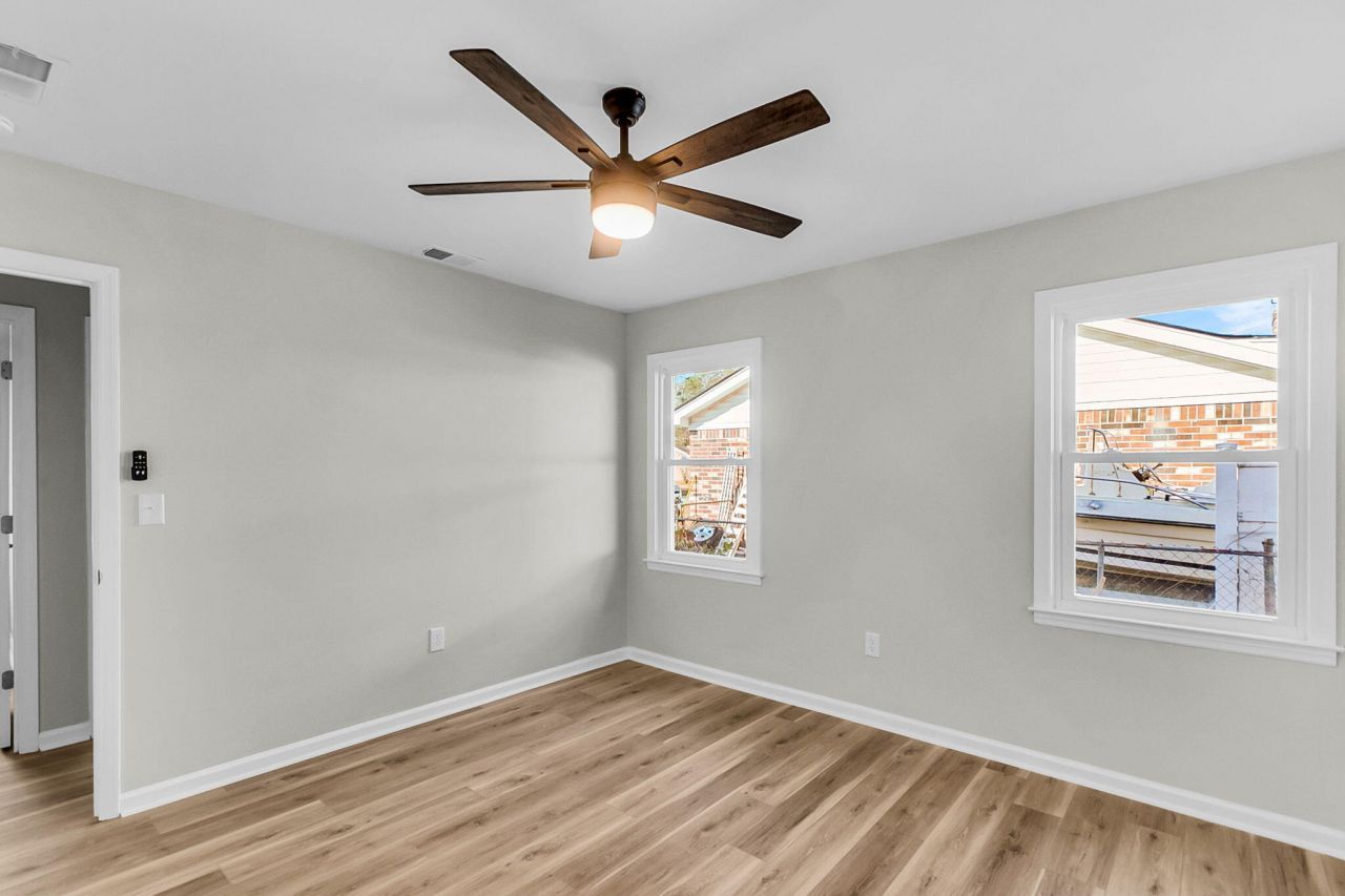 225 Longleaf Road Photo 16