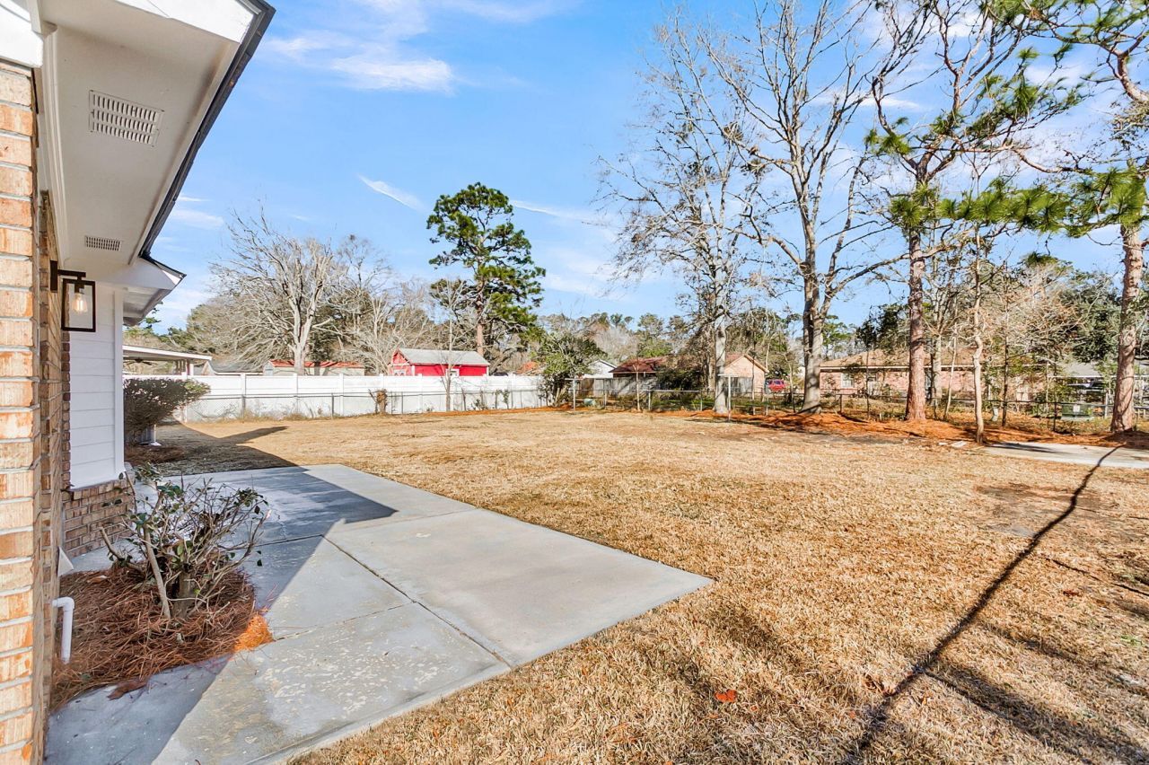 225 Longleaf Road Photo 30