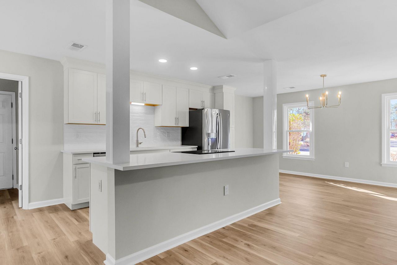 225 Longleaf Road Photo 6