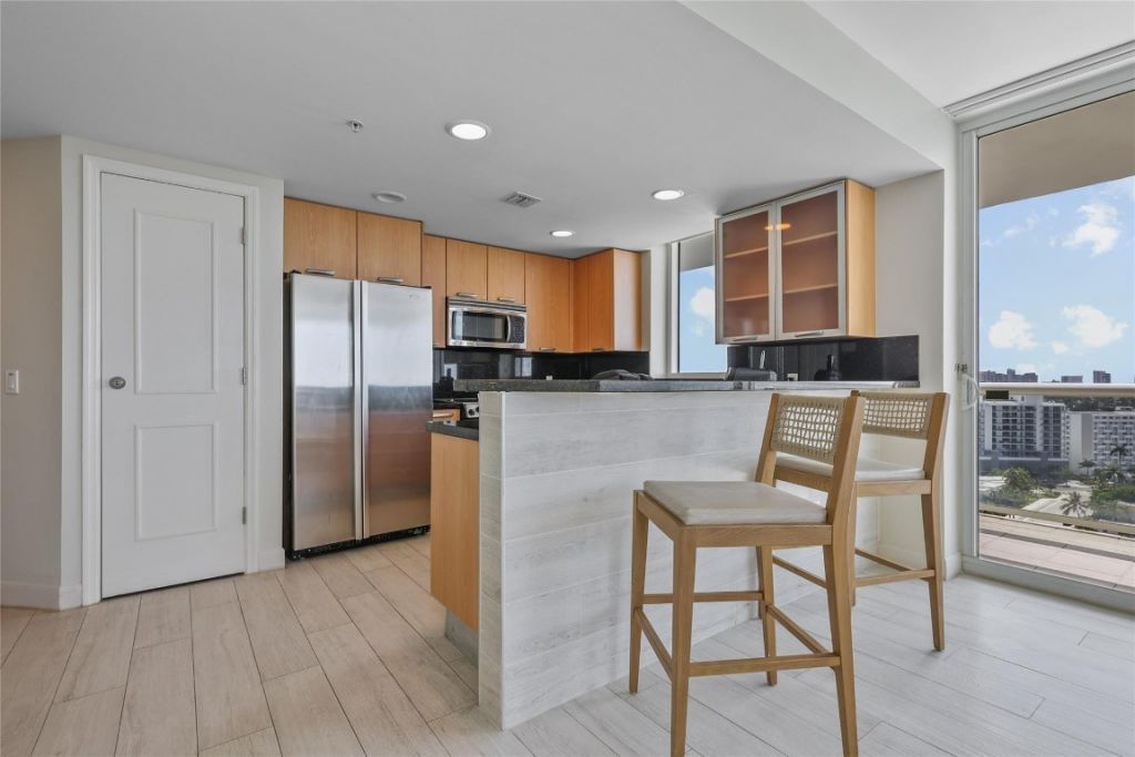 505 N Fort Lauderdale Bch Boulevard, Unit 1702, Fort Lauderdale, FL 33304 Photo