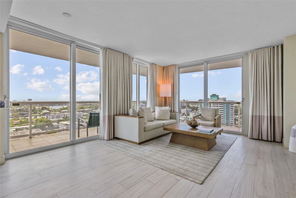 505 N Fort Lauderdale Bch Boulevard, Unit 1702, Fort Lauderdale, FL 33304 Photo