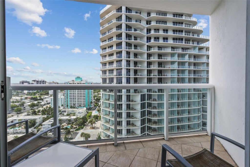 505 N Fort Lauderdale Bch Boulevard, Unit 1702, Fort Lauderdale, FL 33304 Photo