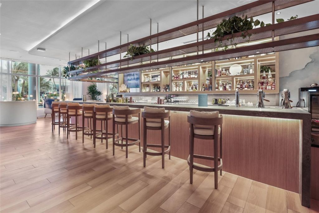 505 N Fort Lauderdale Bch Boulevard, Unit 1702, Fort Lauderdale, FL 33304 Photo