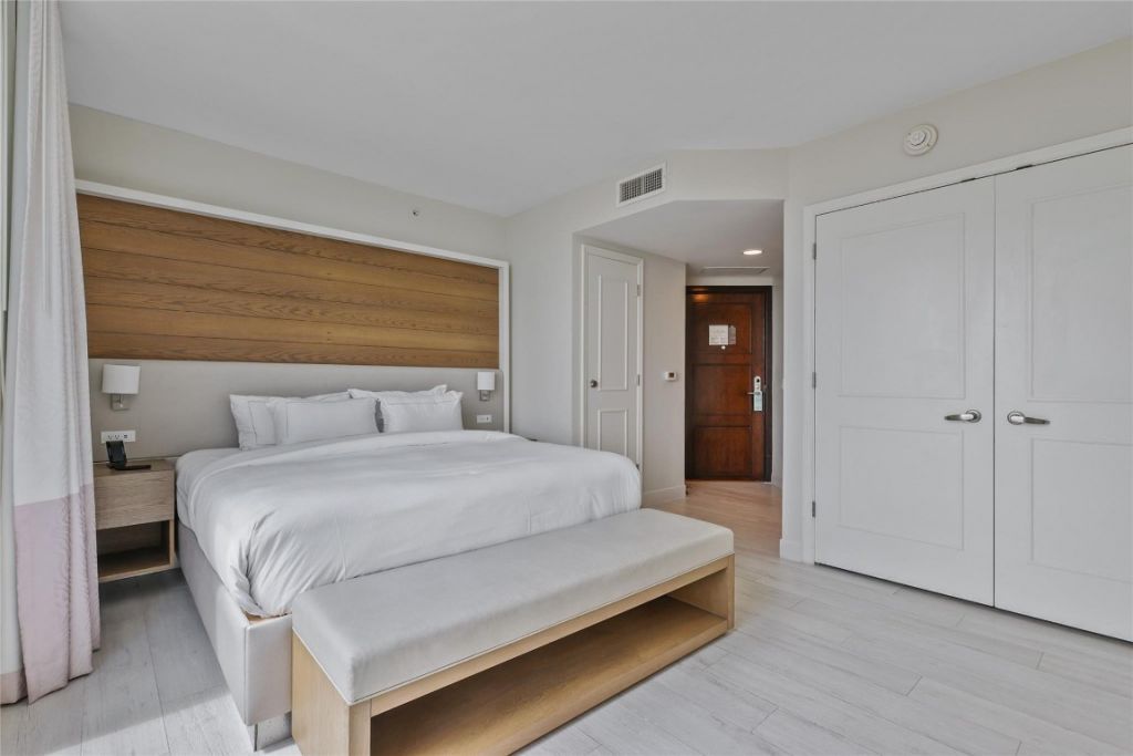 505 N Fort Lauderdale Bch Boulevard, Unit 1702, Fort Lauderdale, FL 33304 Photo