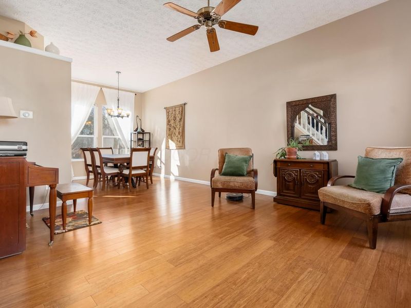 5227 Chaps Court, Columbus, OH 43221 Photo 6