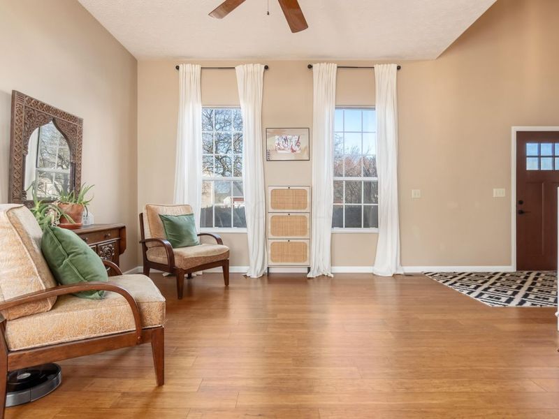 5227 Chaps Court, Columbus, OH 43221 Photo 7