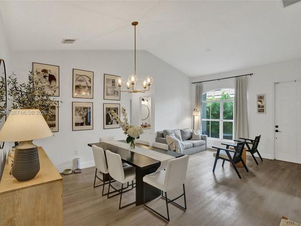 9046 SW 160th Ter, Palmetto Bay, FL 33157