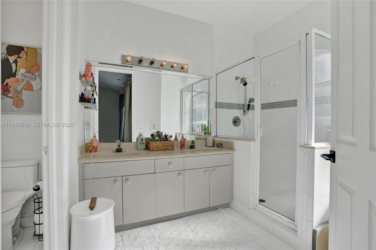 9046 SW 160th Ter, Palmetto Bay, FL 33157 Photo