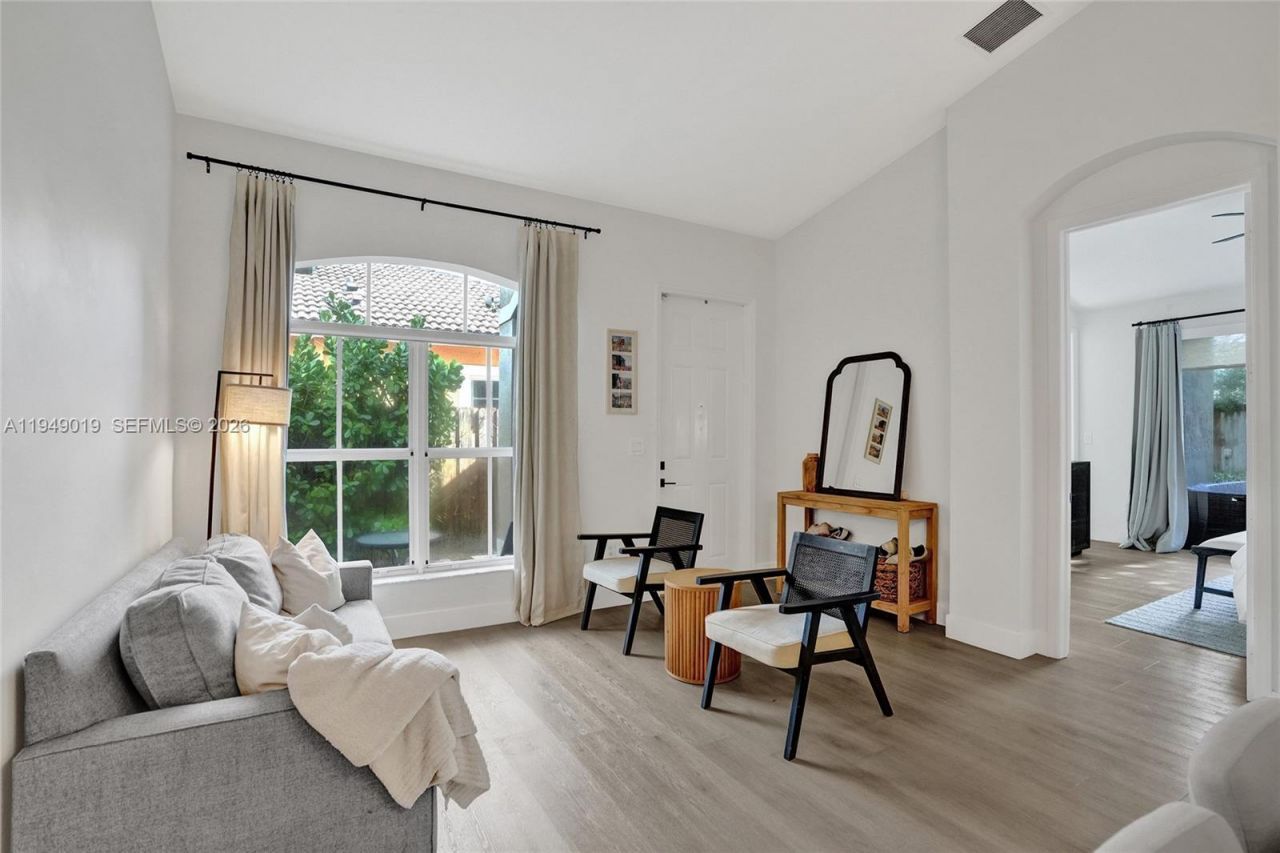 9046 SW 160th Ter, Palmetto Bay, FL 33157 Photo