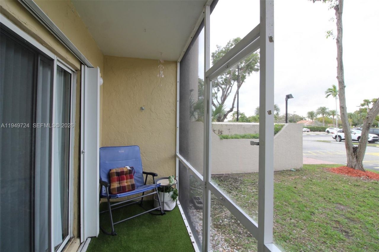 21133 SW 85th Av , Unit 112, Cutler Bay, FL 33189 Photo