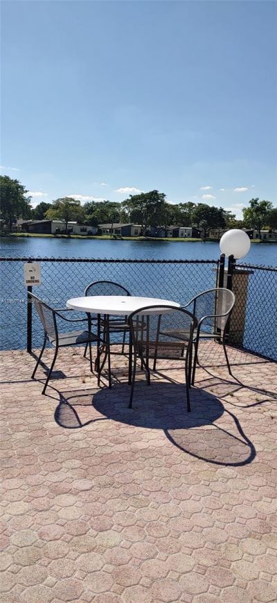 351 Cambridge Rd, Unit 107, Hollywood, FL 33024 Photo