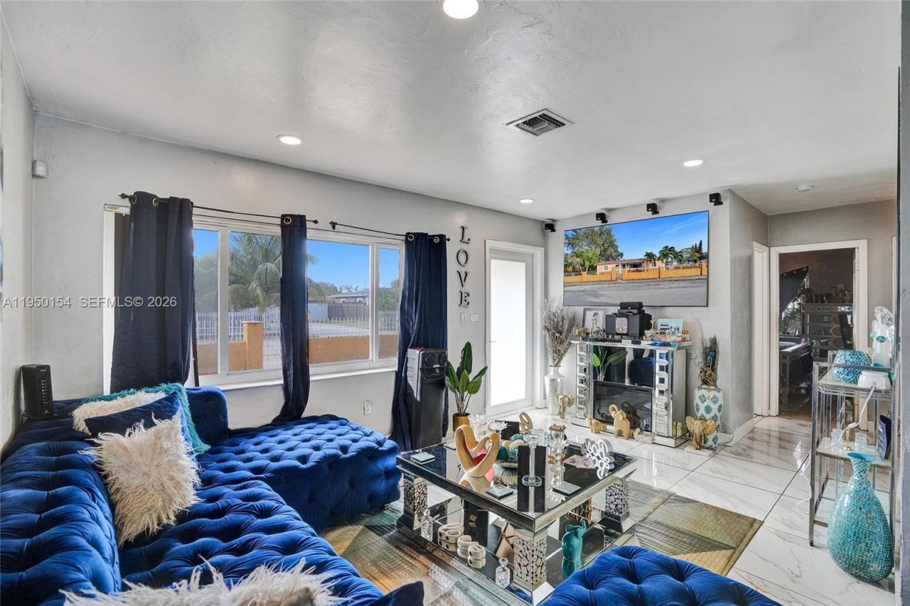 16001 NW 28th Pl, Miami Gardens, FL 33054 Photo