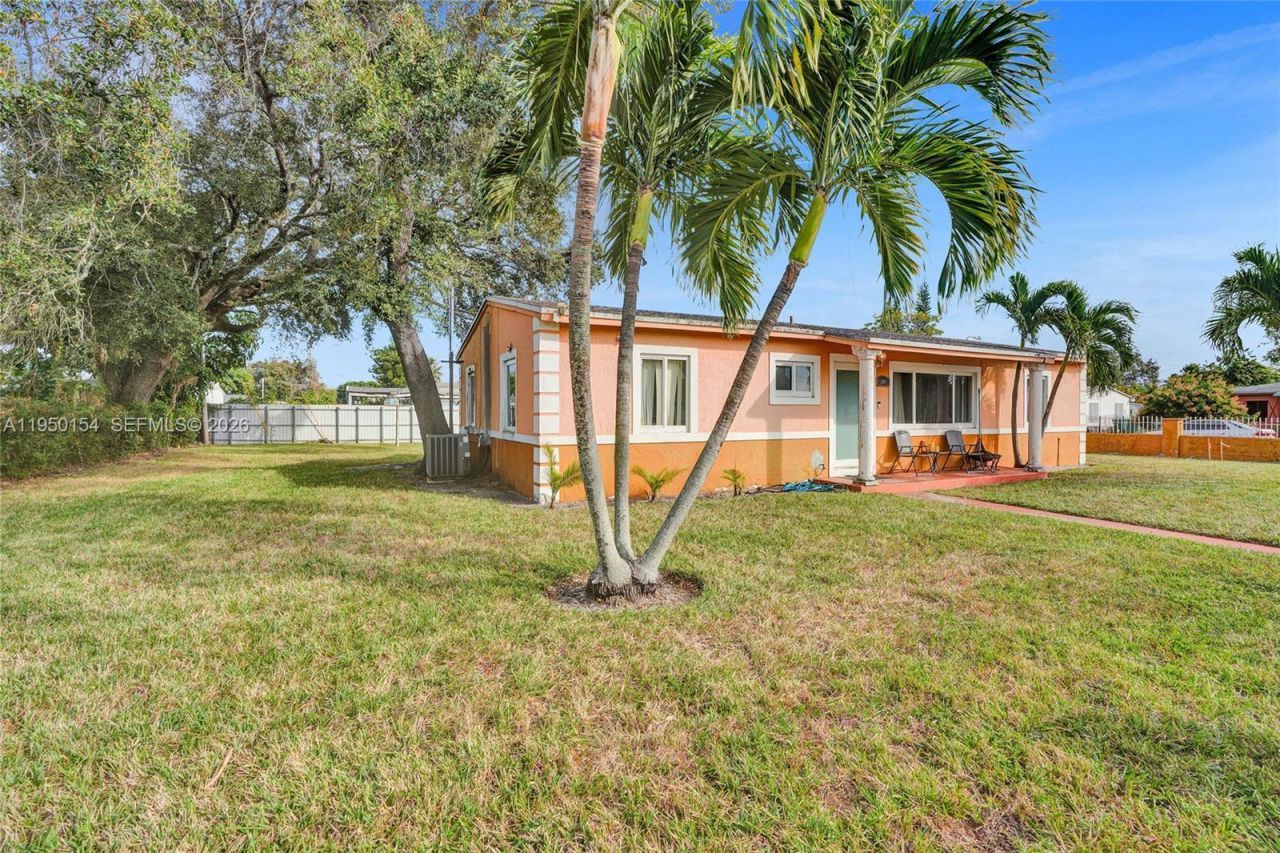 16001 NW 28th Pl, Miami Gardens, FL 33054 Photo