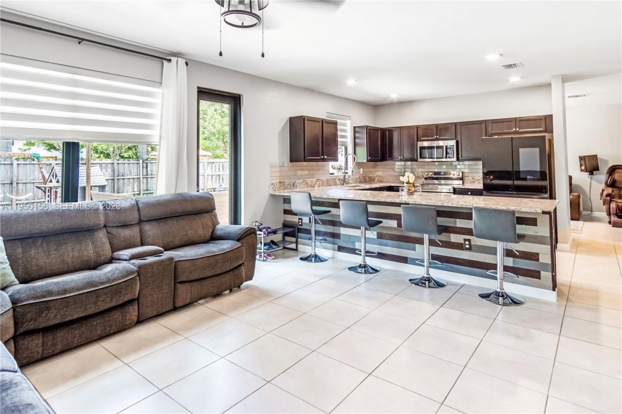 724 SE 37th Ave, Unit 724, Homestead, FL 33033 Photo