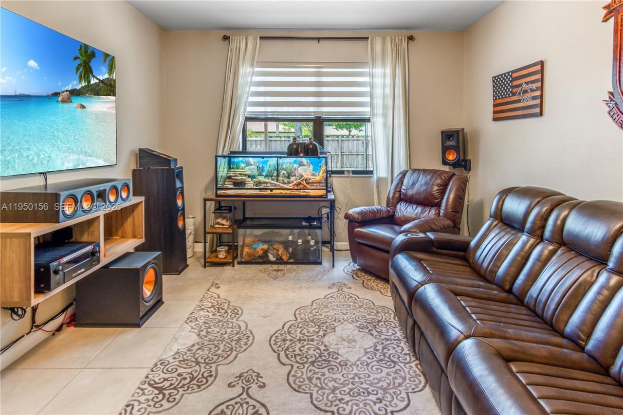 724 SE 37th Ave, Unit 724, Homestead, FL 33033 Photo