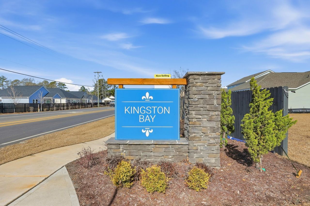 2521 Revolutionary Way Photo 36