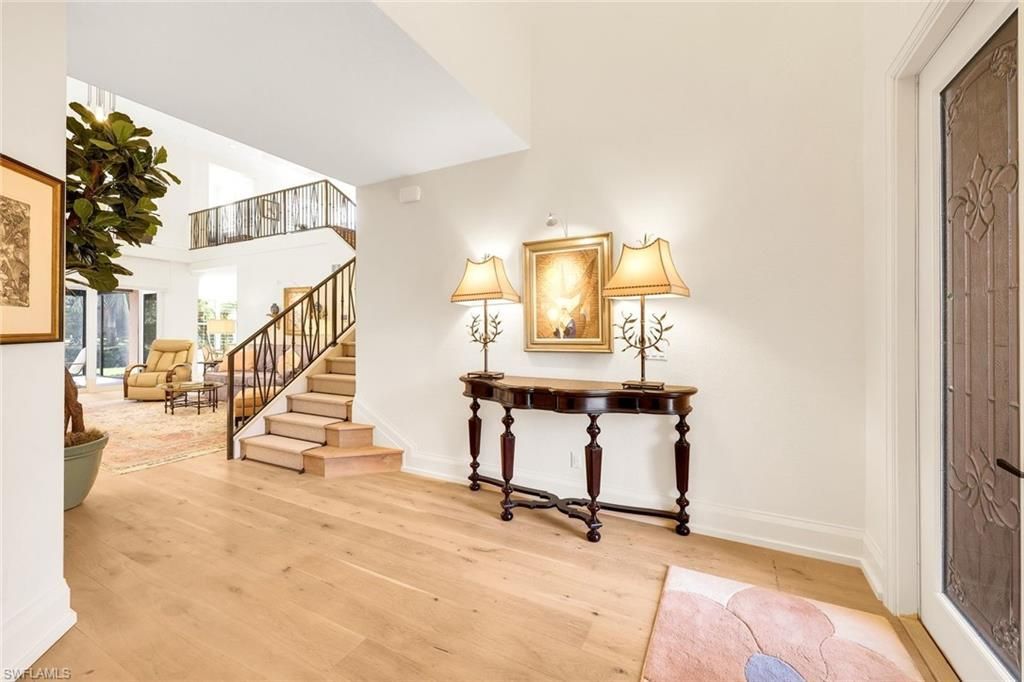 6777 Southern Oak Ct, Naples, FL 34109 Photo