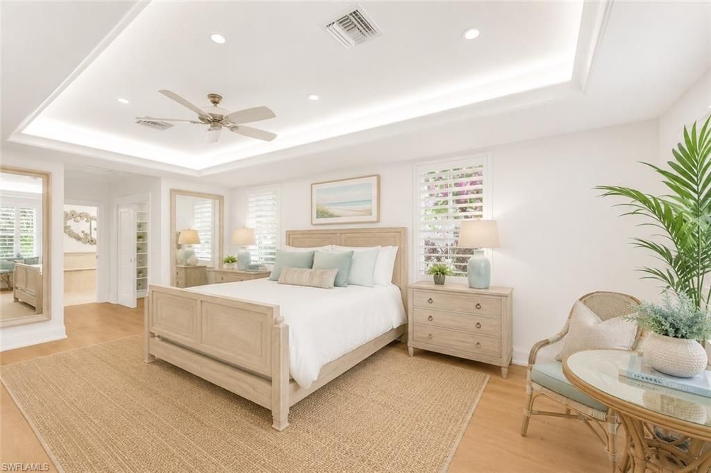 6777 Southern Oak Ct, Naples, FL 34109 Photo