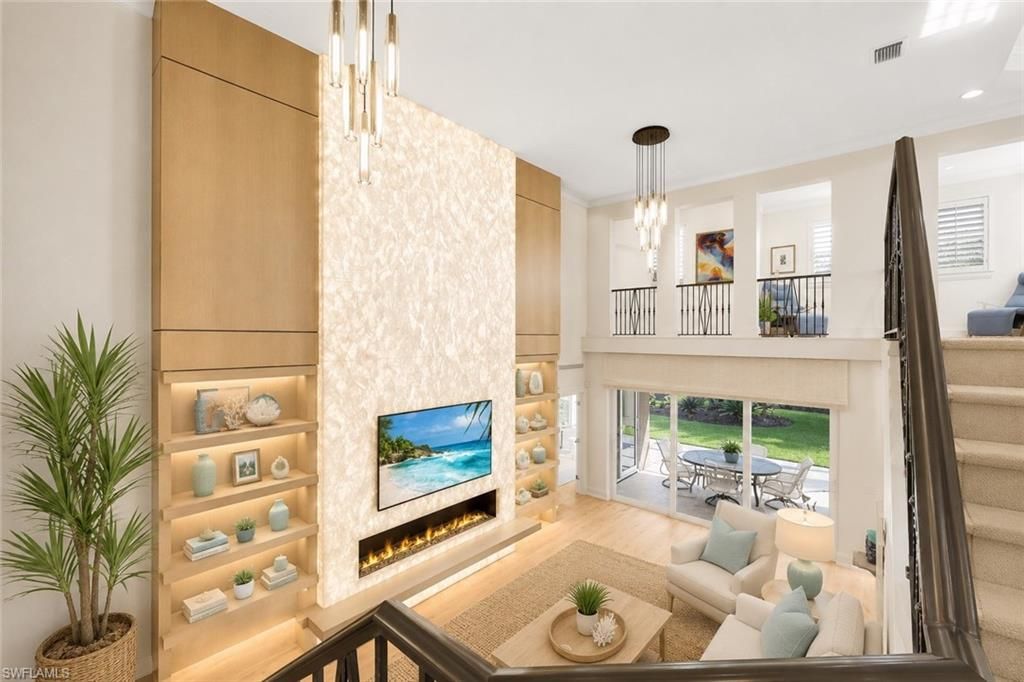 6777 Southern Oak Ct, Naples, FL 34109 Photo