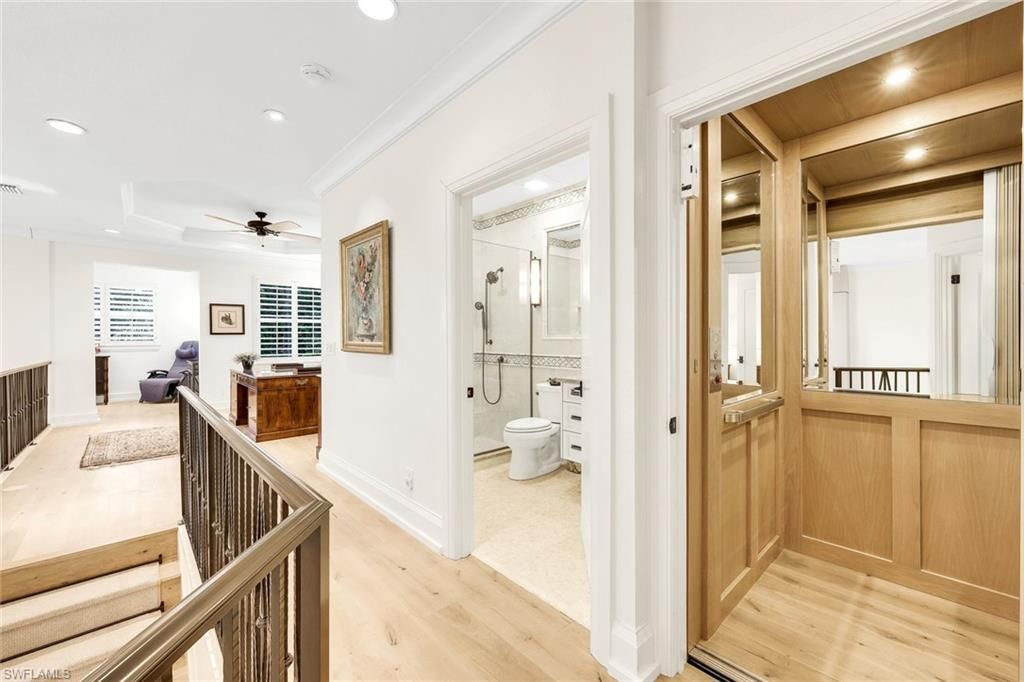 6777 Southern Oak Ct, Naples, FL 34109 Photo