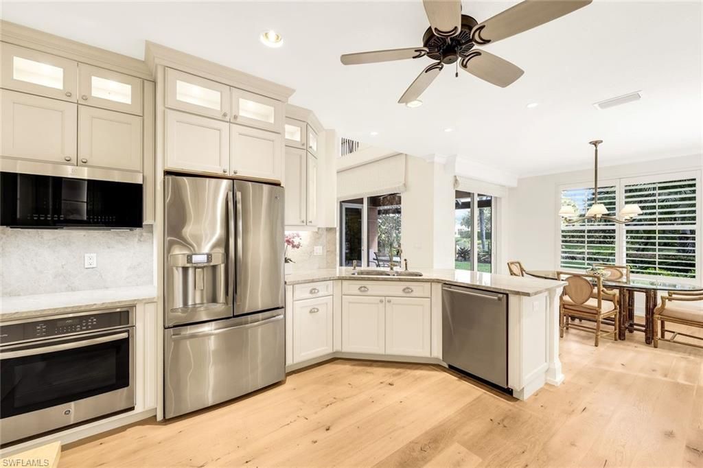 6777 Southern Oak Ct, Naples, FL 34109 Photo